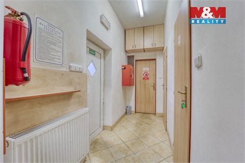 Pronájem pozemku pro komerční výstavbu, 7 600 m² - 8