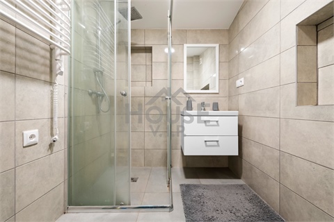 Prodej domu, 213 m² 18