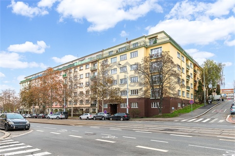 Prodej bytu 2kk, 57 m² 28