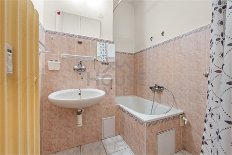 Prodej bytu 2kk, 57 m² - 20