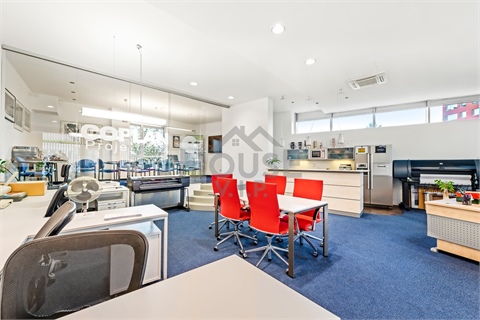 Prodej kanceláře, 234 m² 4