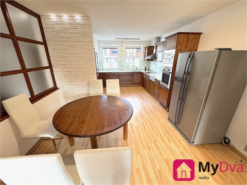 Pronájem rodinného domu, 220 m² 6