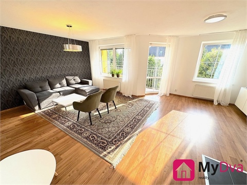 Pronájem rodinného domu, 220 m² - 2