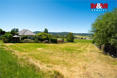 Prodej stavebního pozemku, 1 750 m² 2