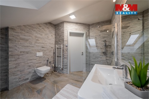 Prodej bytu 3kk, 140 m² 18