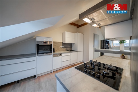 Prodej bytu 3kk, 140 m² 10