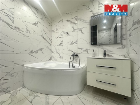 Prodej bytu 3+1, 64 m² - 0