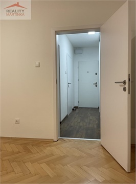 Pronájem bytu 1+1, 36 m² - 4