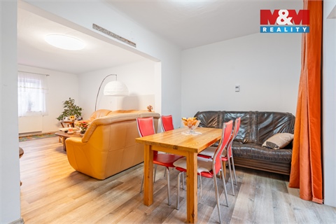 Prodej rodinného domu, 265 m² - 4