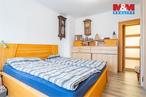 Prodej rodinného domu, 265 m² - 6