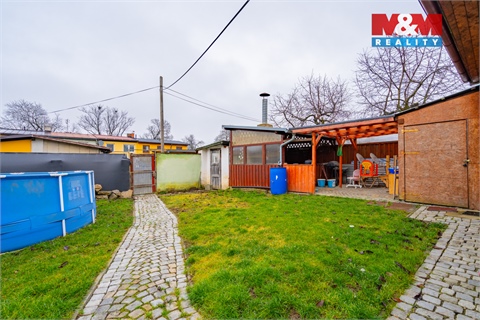 Prodej rodinného domu, 265 m² - 12