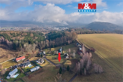 Prodej stavebního pozemku, 1 015 m² 0