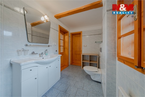 Prodej rodinného domu, 140 m² 10