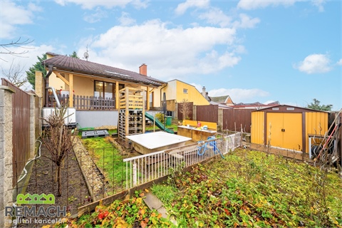 Prodej rodinného domu, 244 m² 18