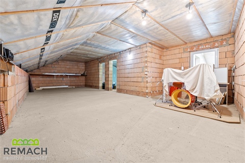 Prodej rodinného domu, 244 m² - 10