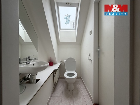 Pronájem bytu 3kk, 94 m² - 12