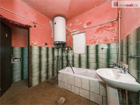 Prodej rodinného domu, 378 m² 10