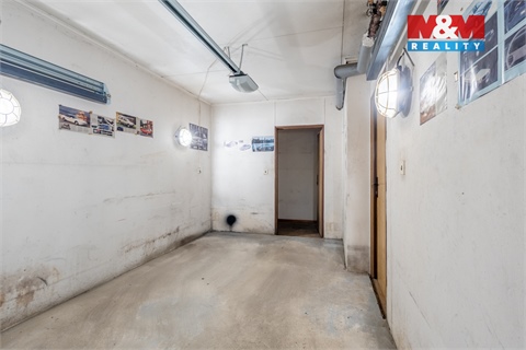 Prodej rodinného domu, 200 m² 14