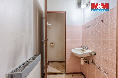 Prodej rodinného domu, 200 m² 10