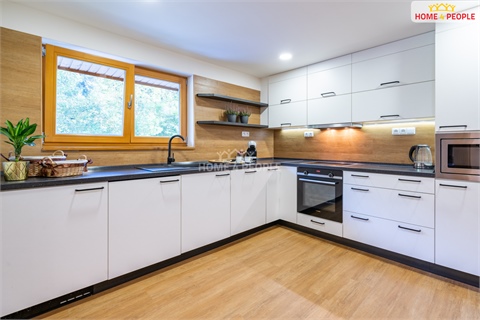 Prodej bytu 4kk, 135 m² - 2