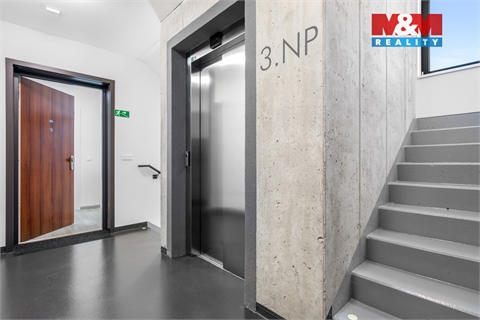 Pronájem bytu 2kk, 52 m² 12