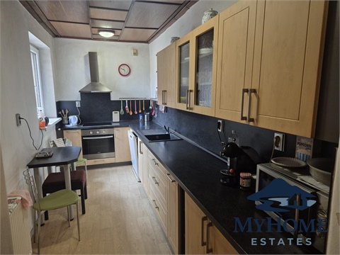 Prodej rodinného domu, 260 m² - 6