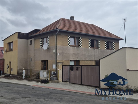 Prodej rodinného domu, 260 m² - 0