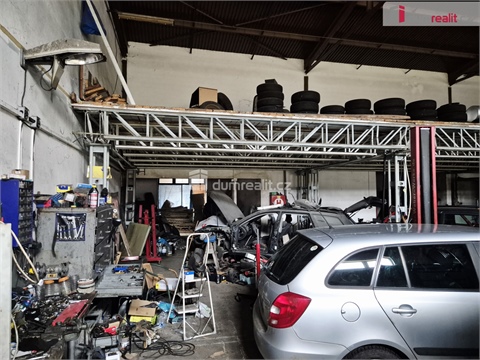 Prodej výrobního objektu, 2 124 m² 10