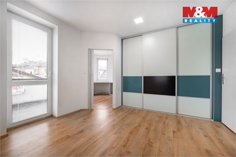 Pronájem bytu 3kk, 65 m² - 0