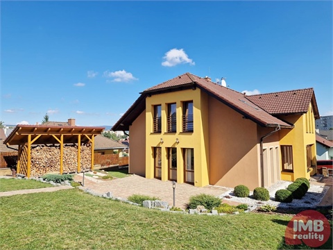 Prodej rodinného domu, 313 m² 0