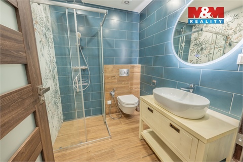 Prodej rodinného domu, 213 m² - 10