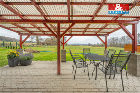 Prodej rodinného domu, 213 m² - 6