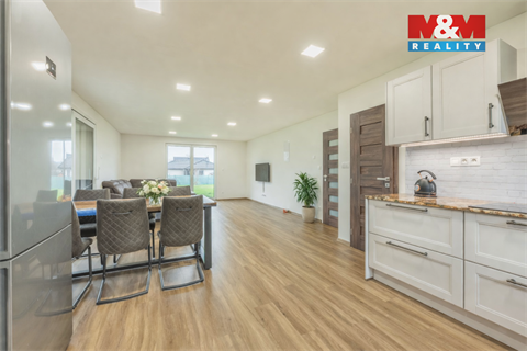 Prodej rodinného domu, 213 m² - 4