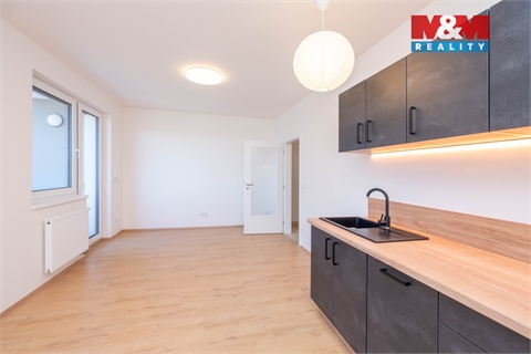 Pronájem bytu 1kk, 34 m² 8