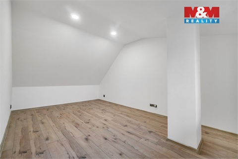 Prodej rodinného domu, 138 m² 14