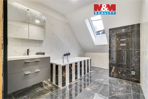 Prodej rodinného domu, 138 m² 0