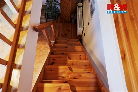 Prodej rodinného domu, 240 m² 14