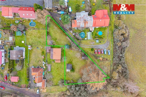 Prodej stavebního pozemku, 1 300 m² 2