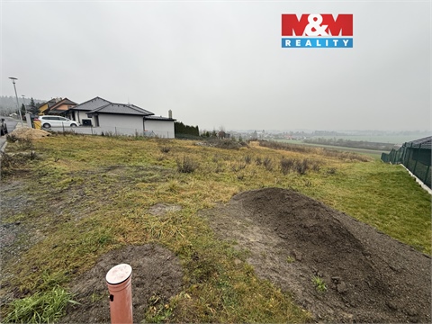 Prodej stavebního pozemku, 2 005 m² 0