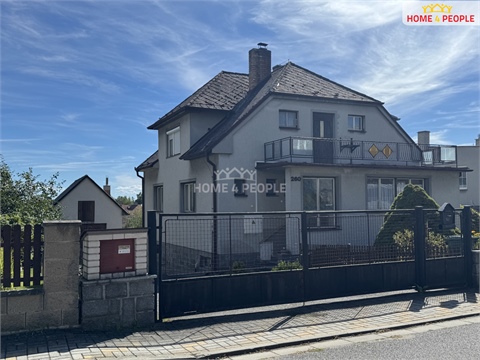 Prodej rodinného domu, 330 m² - 0