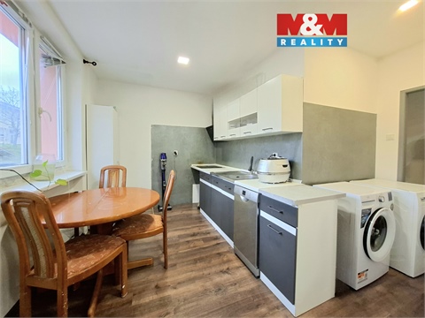 Prodej bytu 2+1, 55 m² 0