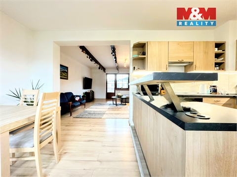 Prodej rodinného domu, 350 m² - 24