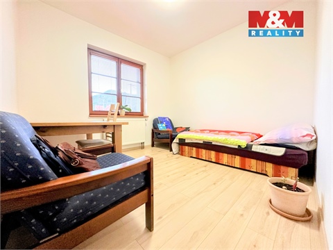 Prodej rodinného domu, 350 m² 20