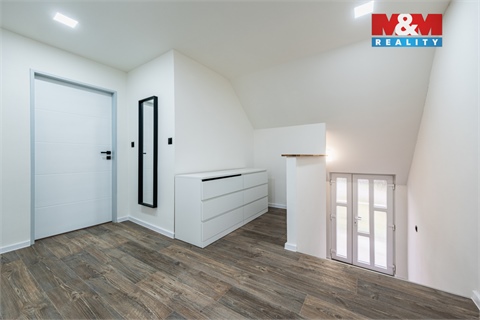 Prodej rodinného domu, 182 m² - 18