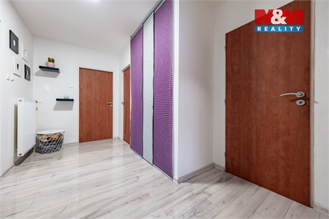 Prodej rodinného domu, 182 m² 12