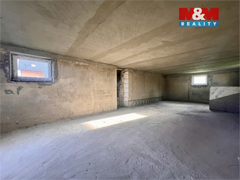 Prodej rodinného domu, 180 m² - 12