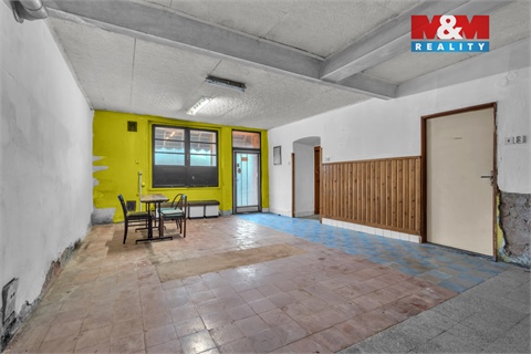 Prodej rodinného domu, 300 m² - 2