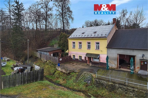 Prodej rodinného domu, 300 m² 0