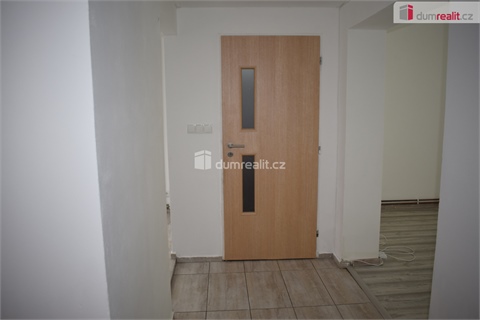 Pronájem bytu 2+1, 80 m² - 8