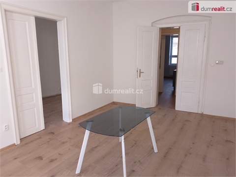 Pronájem bytu 3+1, 93 m² - 2